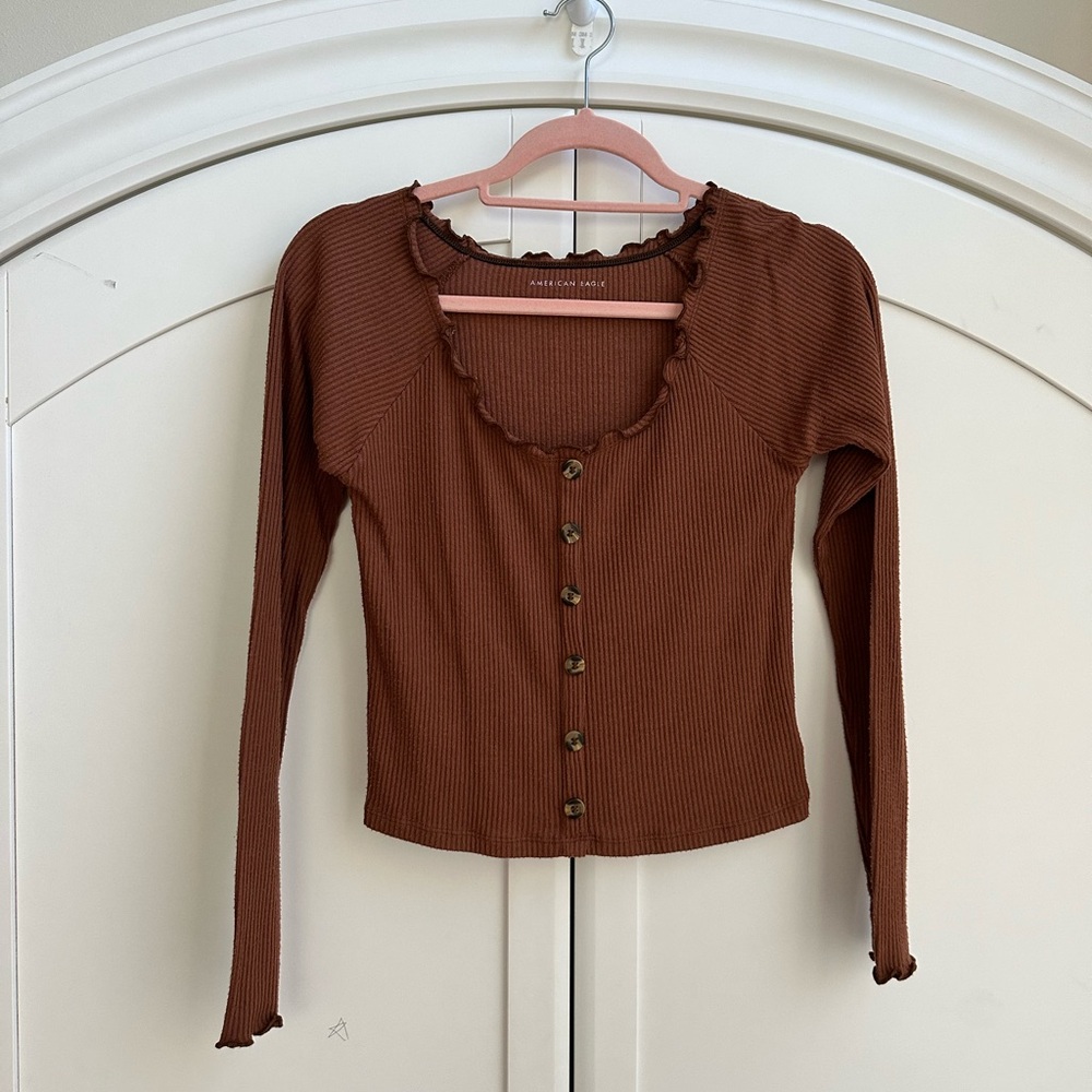 American Eagle Ribbed Lettuce Edge Long-Sleeve Top